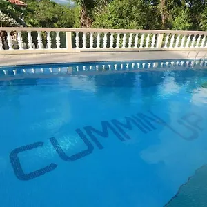 Apartment Cummin Up, Fort Jeudy